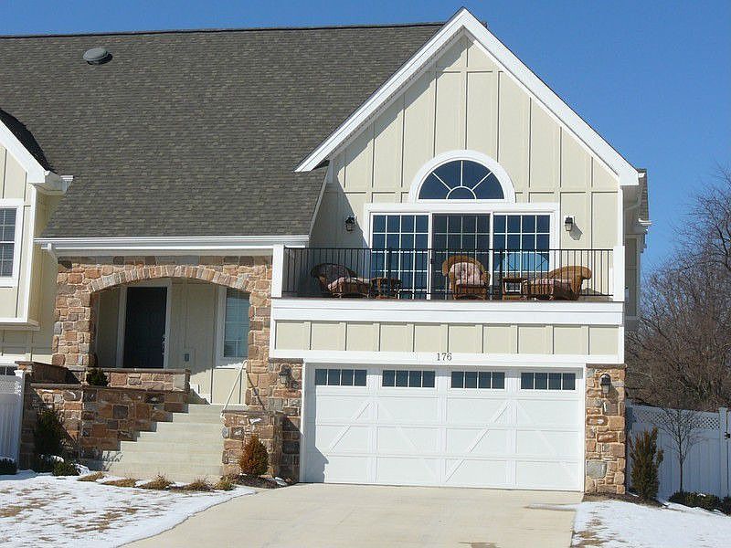 1st image of 176 McCallister Way