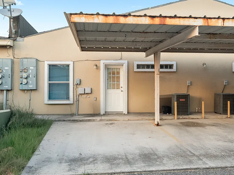 3036 Scotland Dr #2 — Photo 11