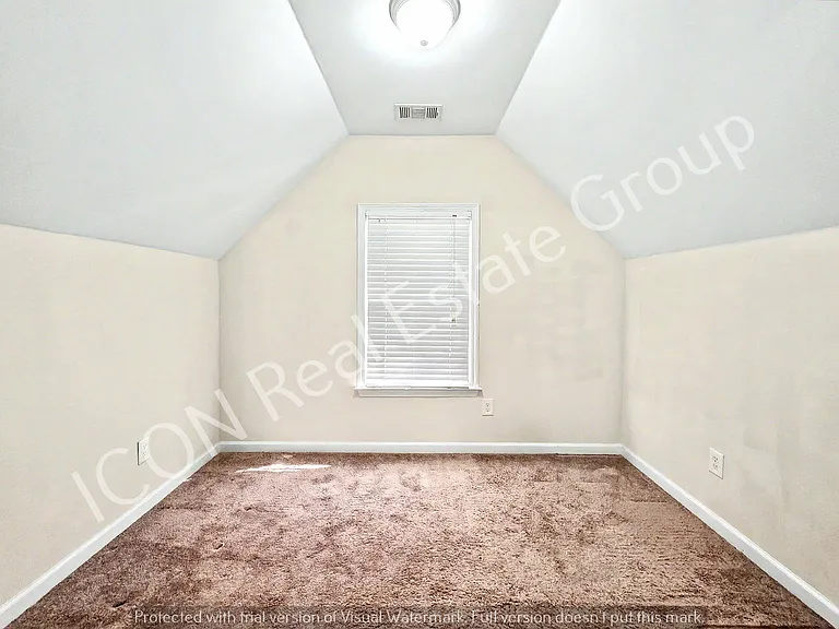 48 Golden Aster Trce — Photo 21