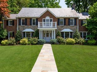 1 Van Meter Fenway, New Rochelle, NY 10804