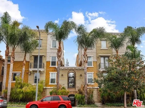 1810 S Barrington Ave APT 5, Los Angeles, CA 90025