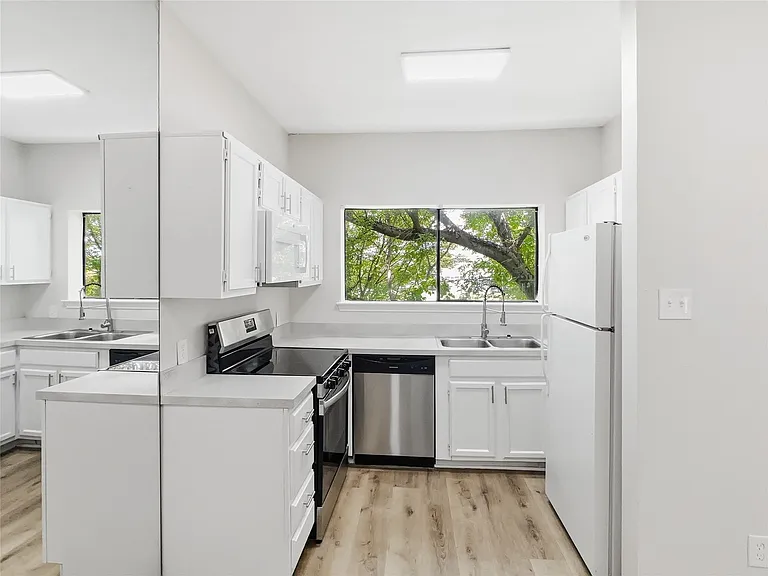 7126 Holly Hill Dr #210 — Photo 10