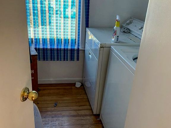3rd image of 2736 N Lincoln Ave APT Ch