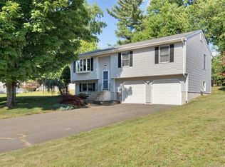 46 Buena Vista Dr, East Hartford, CT 06118
