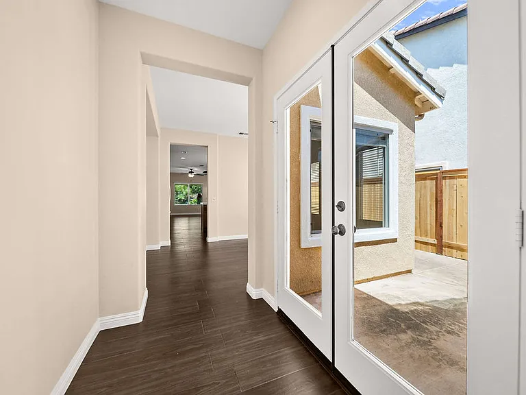 209 Canyon Creek Way — Photo 8