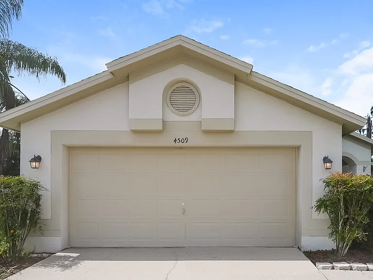 4509 Clarkwood Ct — Photo 1