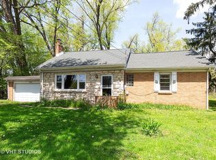 34W062 Fox River Dr, Dundee, IL 60118