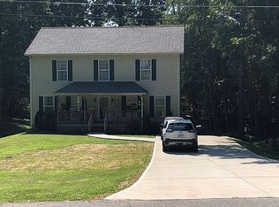 196 Brookberry Rd, Mount Airy, NC 27030