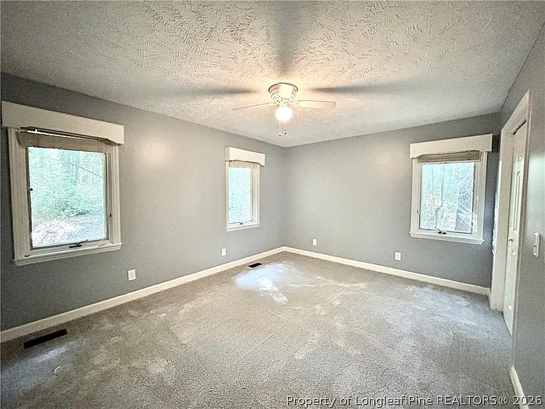 1963 Wedgewood Dr — Photo 15