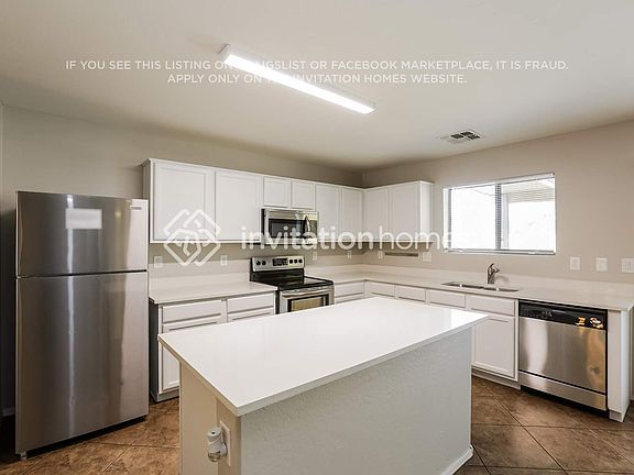 4th image of 7926 W Globe Ave