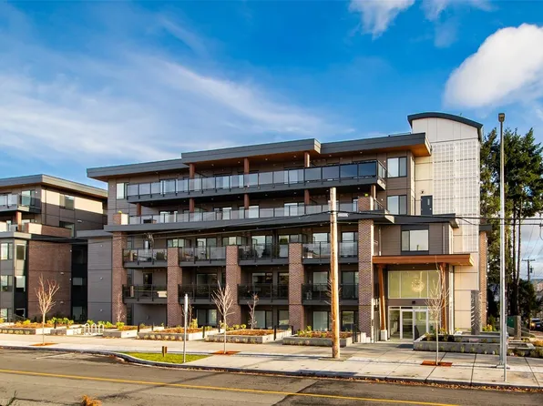 135 Haliburton St #206, Nanaimo, BC V9R 4V9