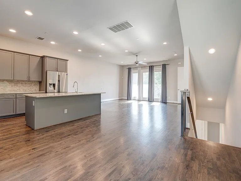4211 Rawlins St #108 — Photo 13