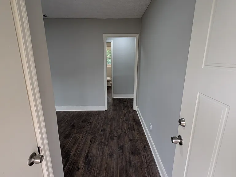 1022 Beck St — Photo 8