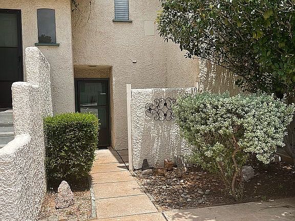 3rd image of 207 Hi Cir N #109