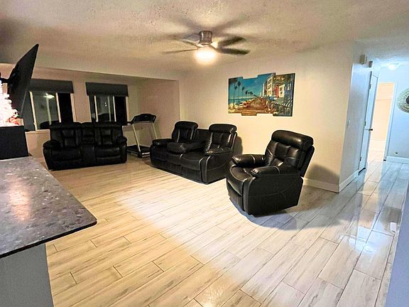 2nd image of 4531 Beneva Rd