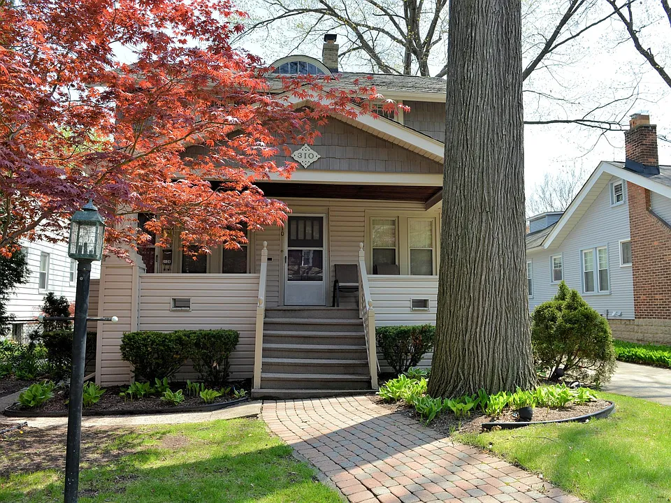 312 Virginia Ave