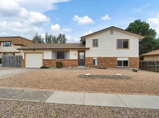1197 Applewood Dr, Colorado Springs, CO 80907