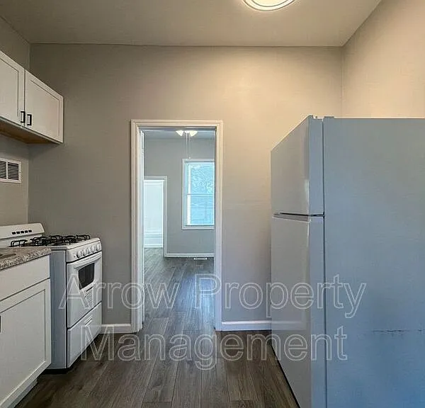 1400 Garfield St #B — Photo 3