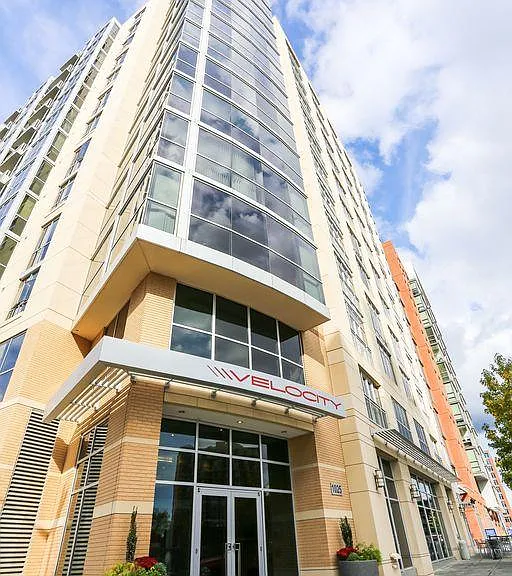 Velocity Condos - 1 block from Navy Yard Metro