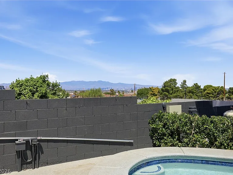 328 Waterwheel Falls Dr — Photo 35