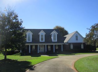 29 Winding Creek Rd, Alexander City, AL 35010
