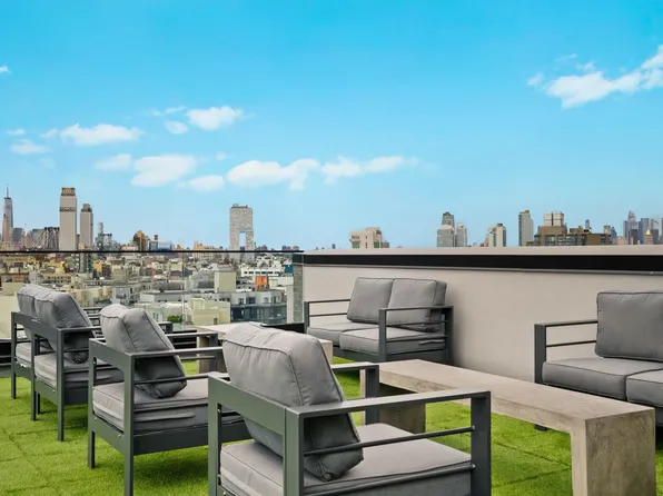 2-24 26th Avenue image 19 of 21