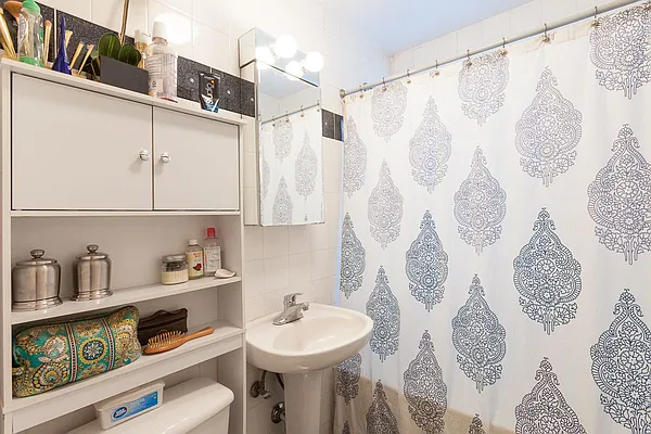 Rented by Berman Realty | media 6