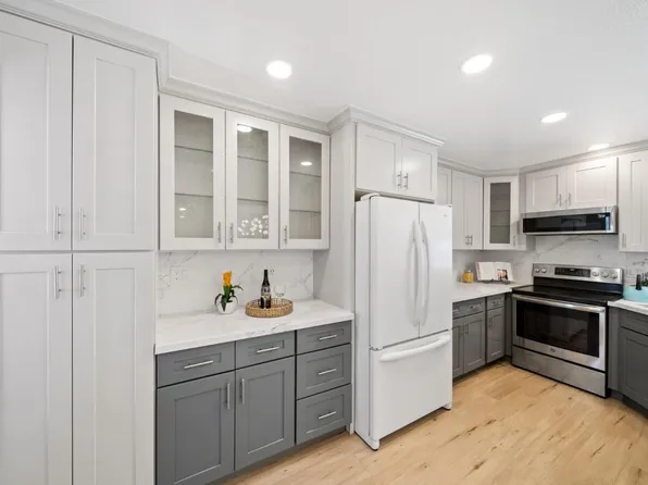 783 Green Ridge Dr APT 7, Daly City, CA 94014