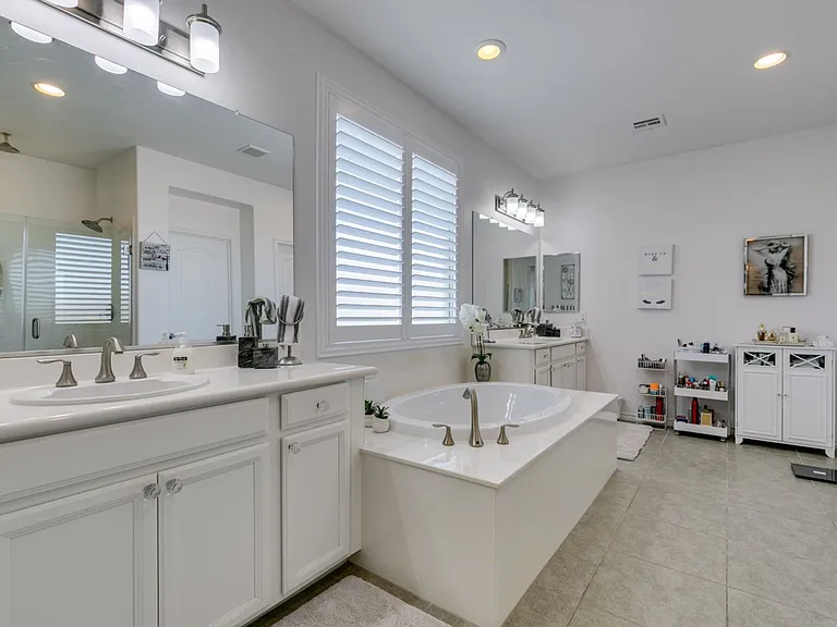 12314 Kings Eagle St — Photo 49