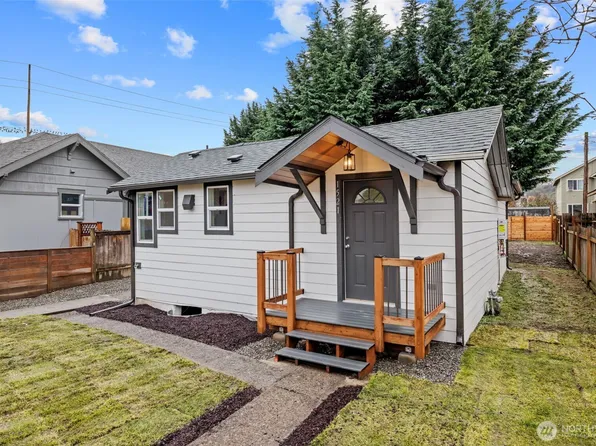 1521 N 3rd Street, Renton, WA 98057