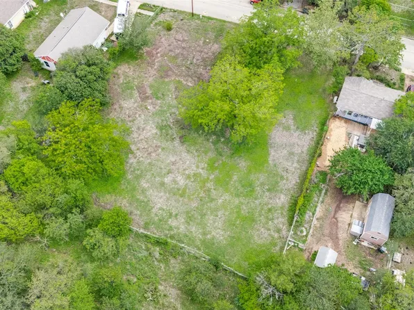 1110 Gravel St, San Marcos, TX 78666