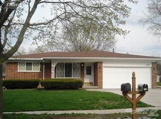 415 Windmill Point Dr, Flushing, MI 48433