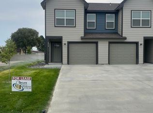 415 Malhi Ln APT A, Boardman, OR 97818