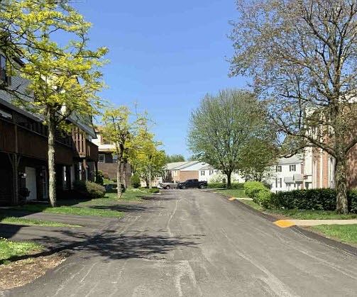 2nd image of 601 Camelot Dr