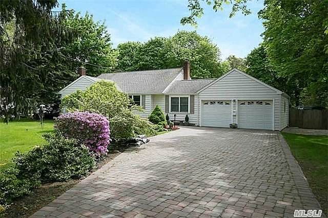 1st image of 203 Snedecor Ave