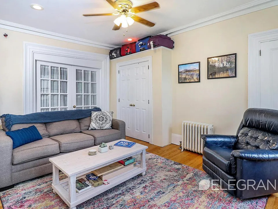 35 Main St #1