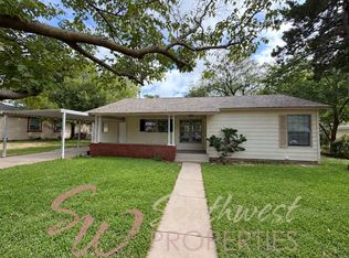 107 S Greenview Dr, Stephenville, TX 76401