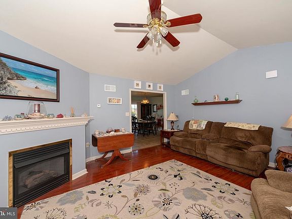 4th image of 14 Pheasant Dr #L-0020