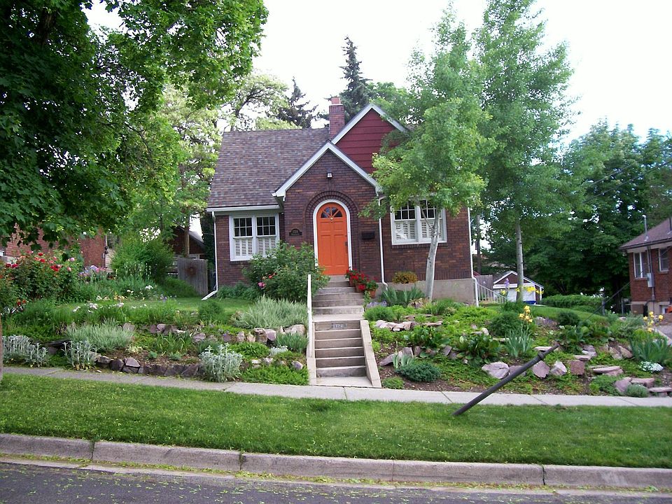1324 Kensington Avenue
