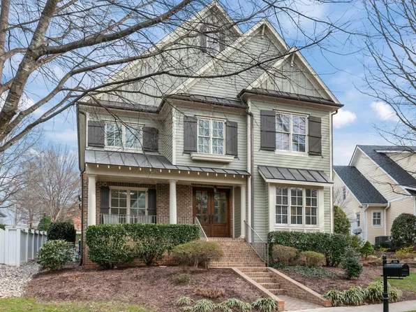 514 Wayne Dr, Raleigh, NC 27608