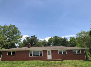 575 Mountain View Rd, Bluff City, TN 37618
