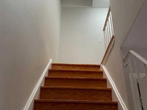 233 Myrtle Avenue image 18 of 34