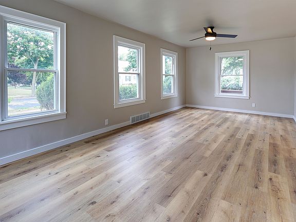 5th image of 2515 Sheridan Pl
