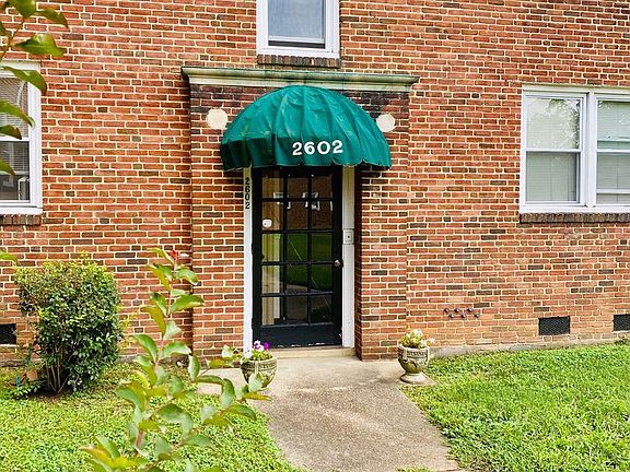 5th image of 2602 Kensington Ave APT 5