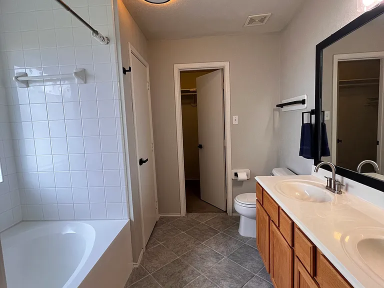 5818 Toddington Rd — Photo 18