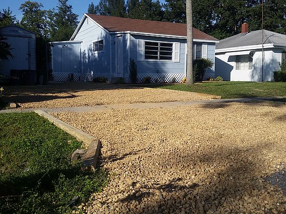 4th image of 2823 41st Ave N