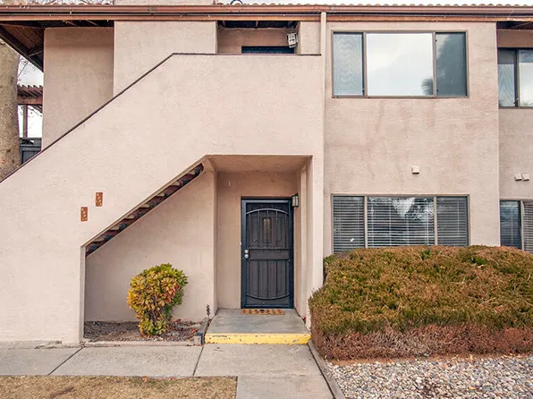 6001 McKinney Dr NE, Albuquerque, NM 87109