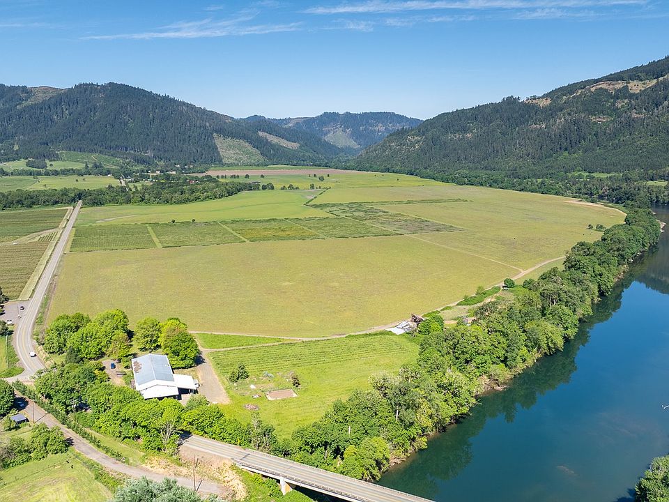 1st image of 687 Hubbard Creek Rd