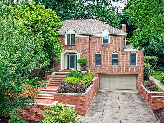 2nd image of 107 Rock Haven Ln