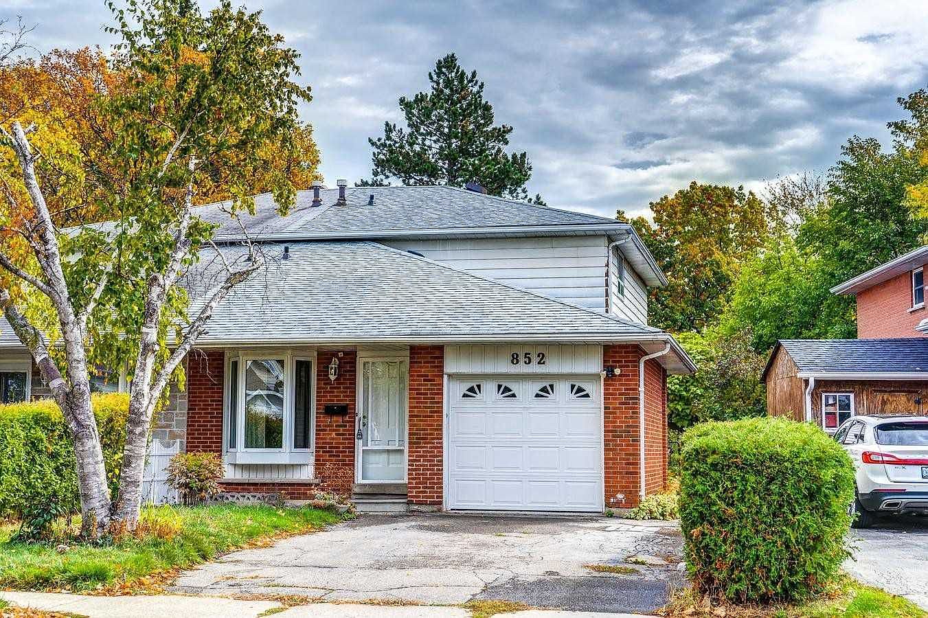 852 Flagship Dr, Mississauga, ON L4Y 2J4 Zillow